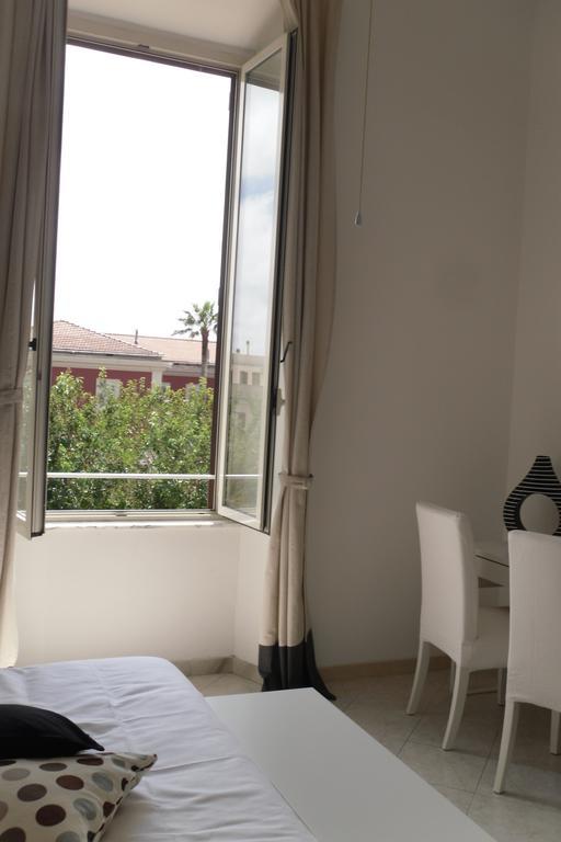 5 Rooms Affittacamere チビタベッキア 部屋 写真