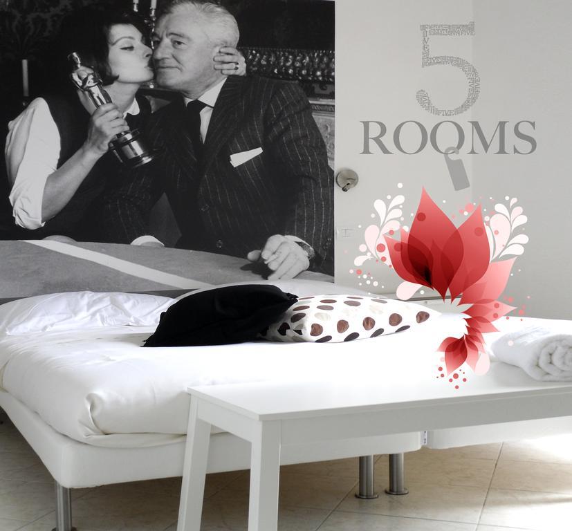 5 Rooms Affittacamere チビタベッキア 部屋 写真